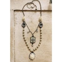 Pendant Necklace Radiant Desire