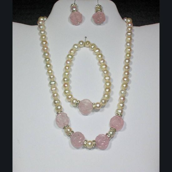 Jewelry Set Genuine Pearls and Roses - Click Image to Close